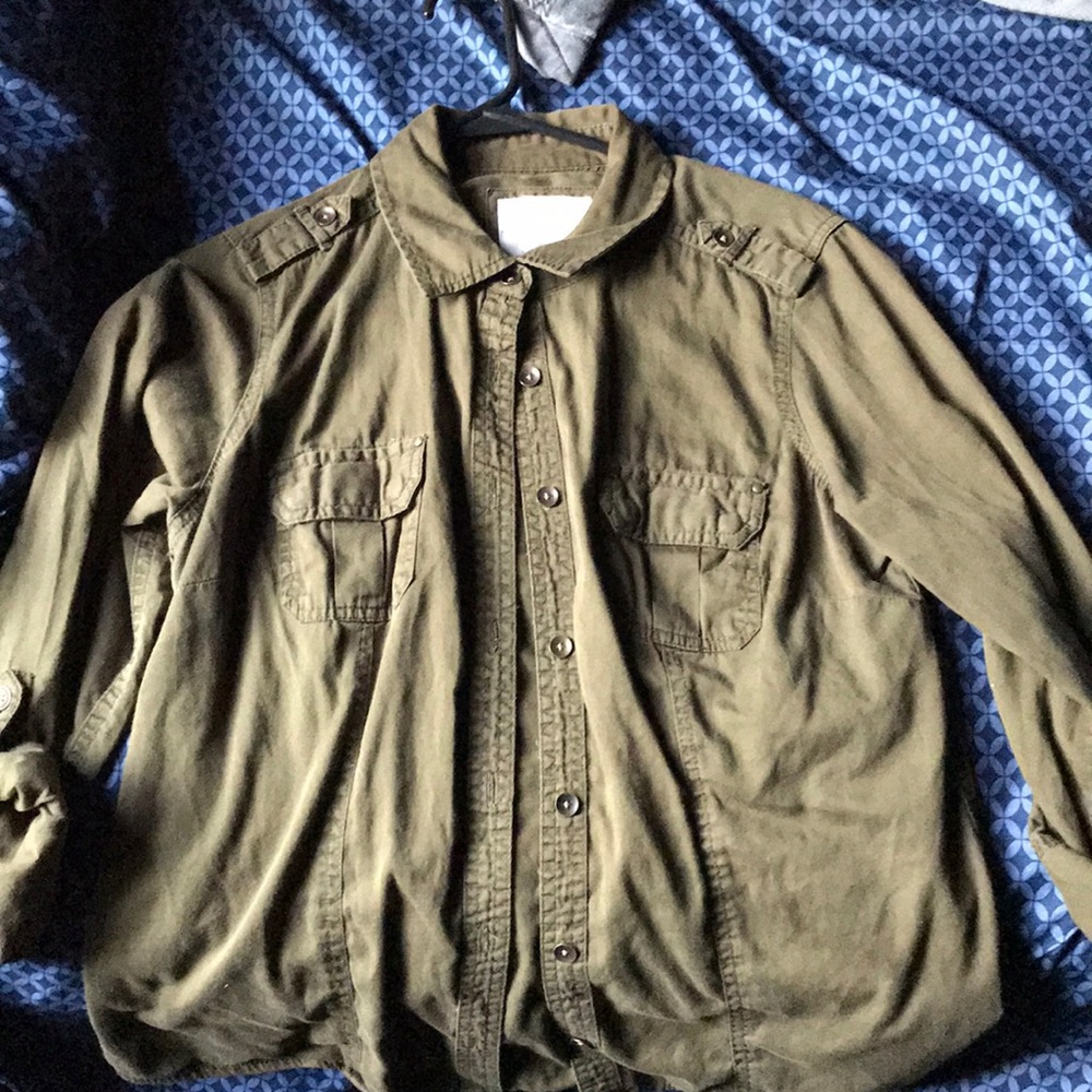 Olive green button up size M